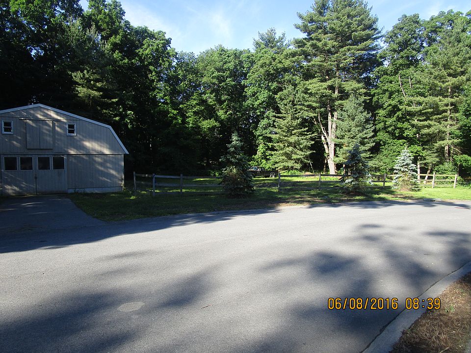 2nd image of 1 Hovey Ave