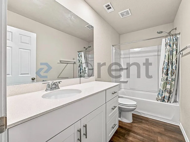 10334 Glimmer — Photo 17