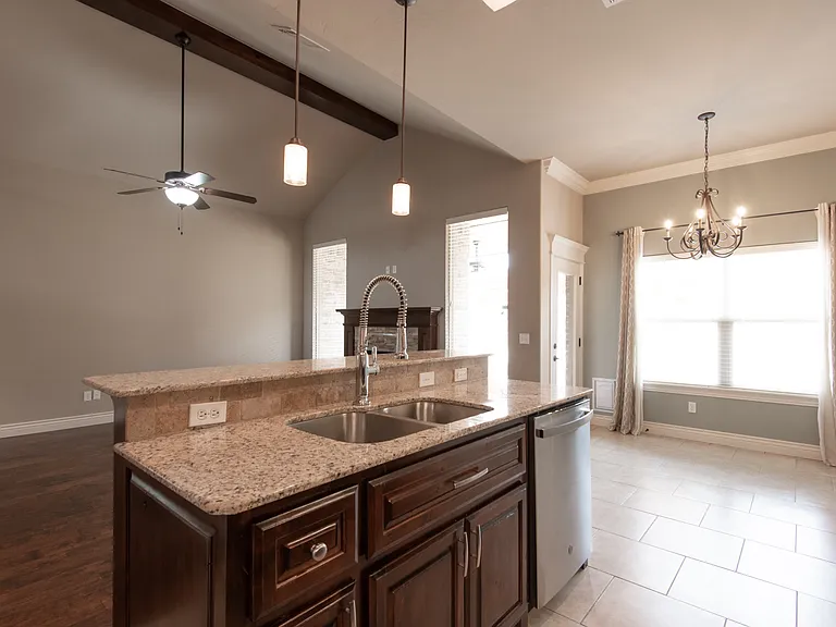 2124 Newbrook Dr — Photo 34