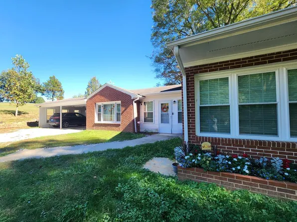 4606 Wards Gap Rd, Cana, VA 24317