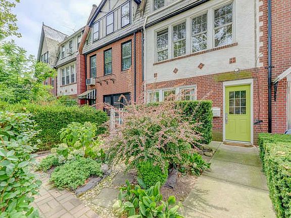 2nd image of 6854 Dartmouth St