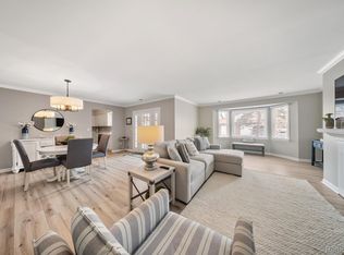 8629 Mathias Dr APT 46, Grosse Ile, MI 48138