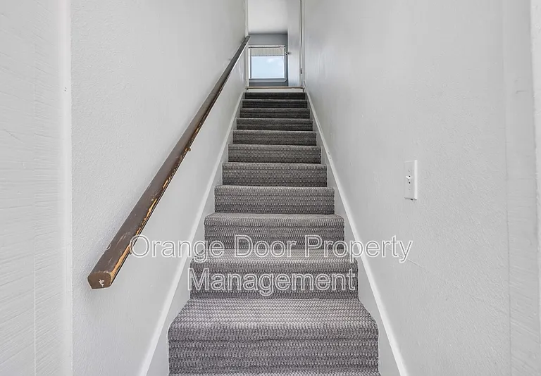 1613 Wheeler St S — Photo 16