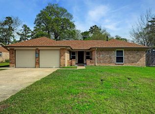 65 Lazy Oak Ct, Alvin, TX 77511