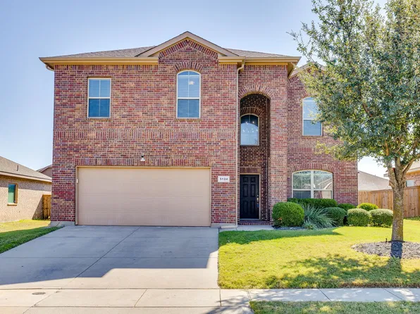 5124 Meadow Ln, Krum, TX 76249