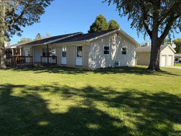 64 Henry St, Tiffin, OH 44883