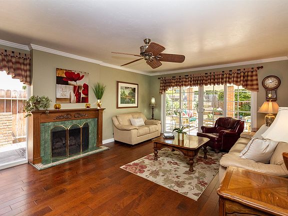 5th image of 31906 Watergate Ct