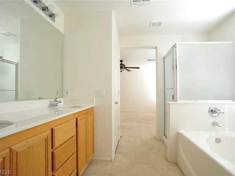 8228 Corset Creek St — Photo 9