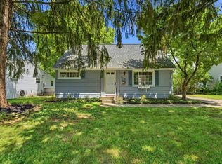 2246 Shrewsbury Rd, Columbus, OH 43221