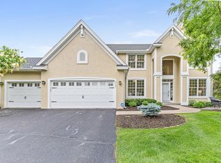 19187 Poplar Cir, Eden Prairie, MN 55347
