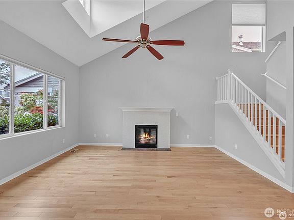 3rd image of 2414 88th Drive NE