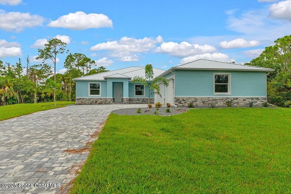 1st image of 3720 3rd Ave