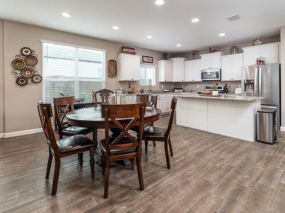 3rd image of 8497 W Rushmore Way