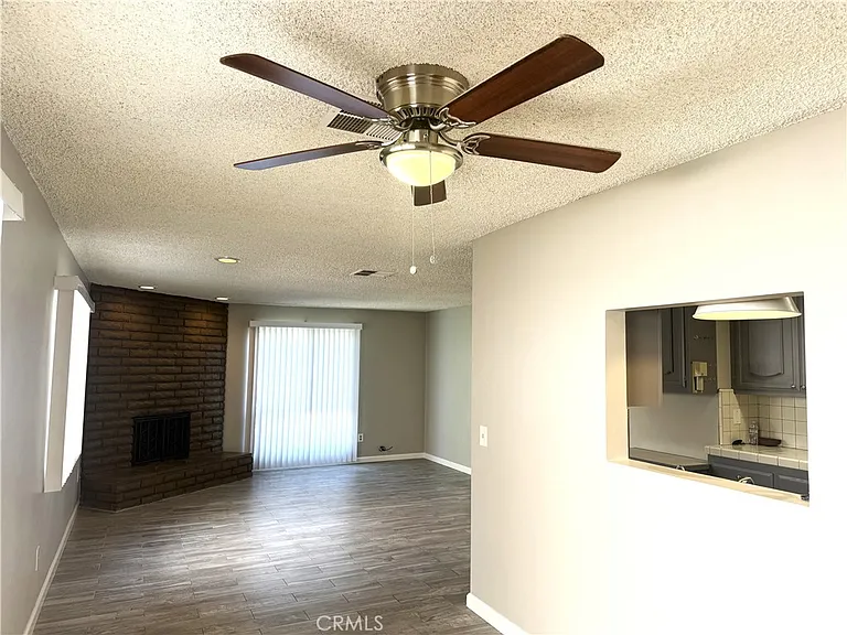 3901 Green Ave — Photo 10