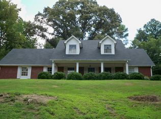 116 Cranor Dr, Forrest City, AR 72335