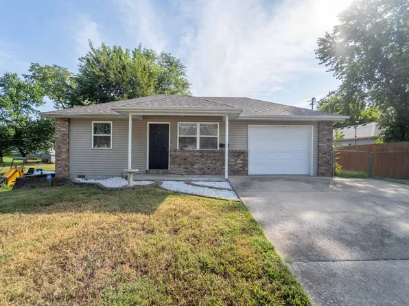 410 N Wilson Avenue, Bolivar, MO 65613