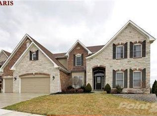 1403 Legacy Cir, Fenton, MO 63026