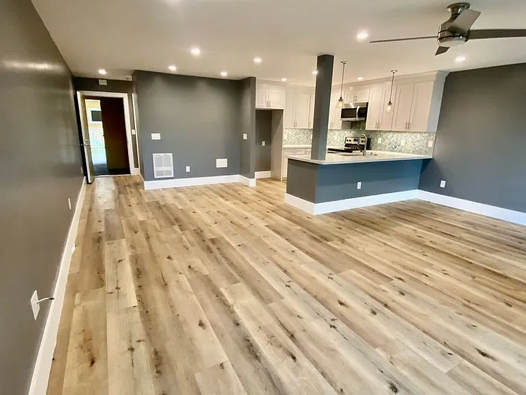 215 Euclid Avenue — Photo 4