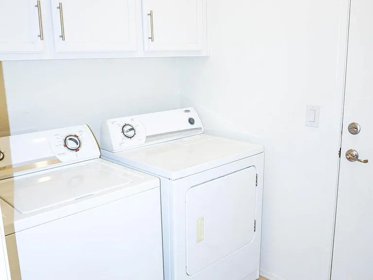 104 E Moonlight Trl — Photo 21
