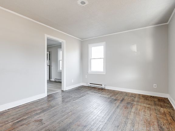 4th image of 5100 Montpelier St