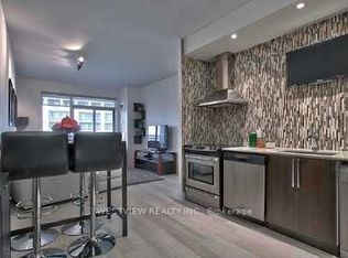 16 Brookers Ln #806, Toronto, ON M8V0A5