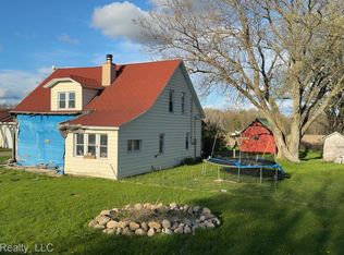 2258 N Schoenherr Rd, Custer, MI 49405