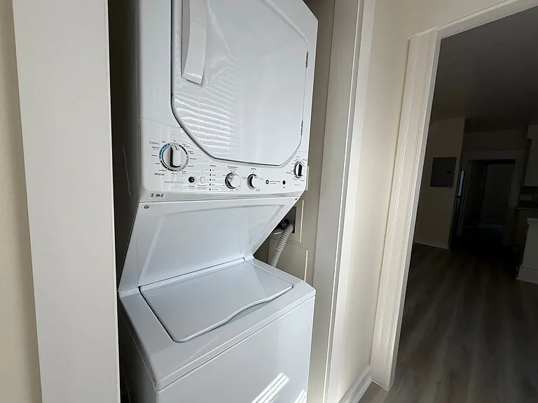 571A Minna St #571A — Photo 3