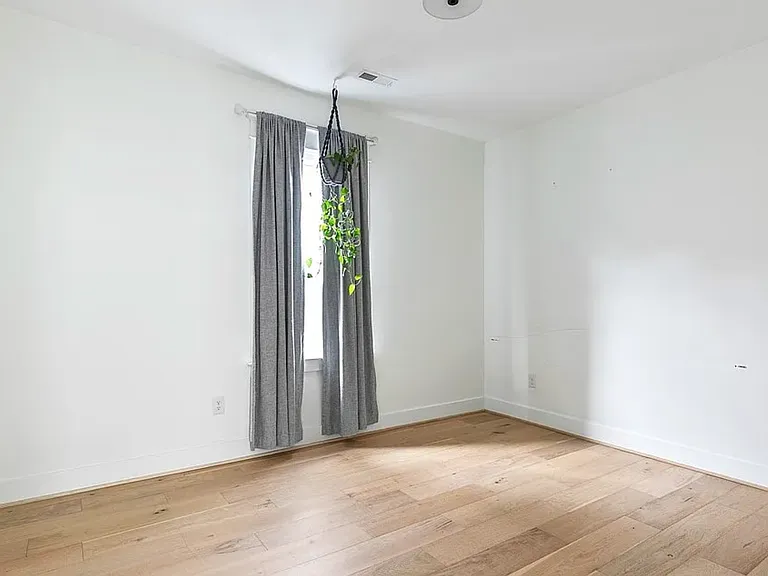 1308 N 23rd St — Photo 12