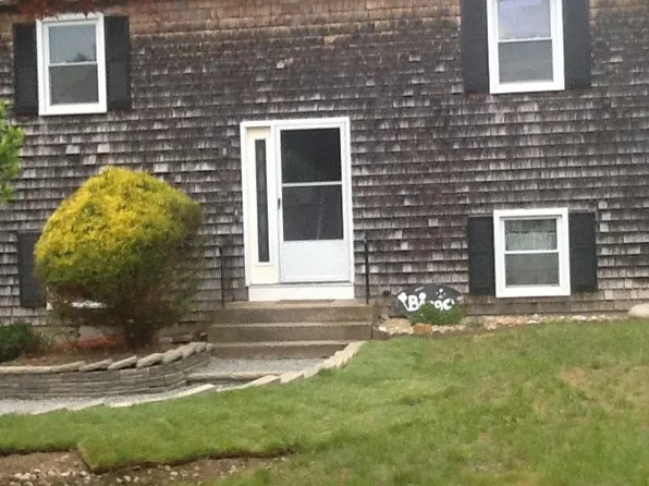 (undisclosed Address), South Kingstown, RI 02879