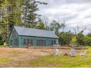 4 S Hill Rd, Stockbridge, MA 01262