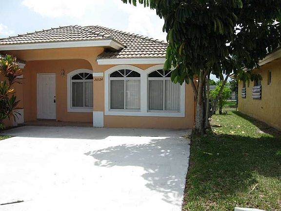 2nd image of 20524 NW 19th Ave