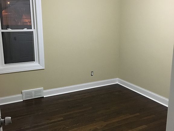 1st bedroom