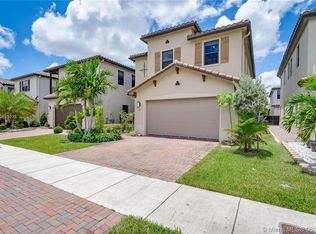 3267 W 97th Ter, Hialeah, FL 33018