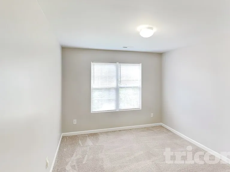 2419 Shad Ct — Photo 14
