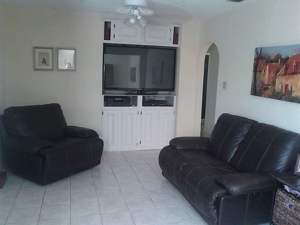 1st image of 1409 Haverford Blvd