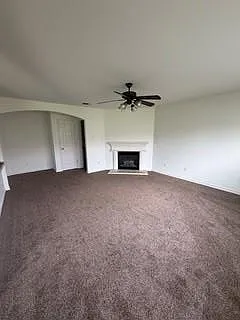 4 bed, 2.5 bath, 2000 sqft, $2,150 — Photo 4