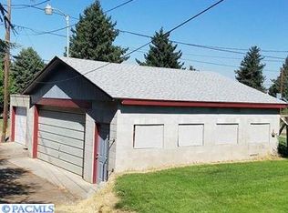911 W 5th St, Grandview, WA