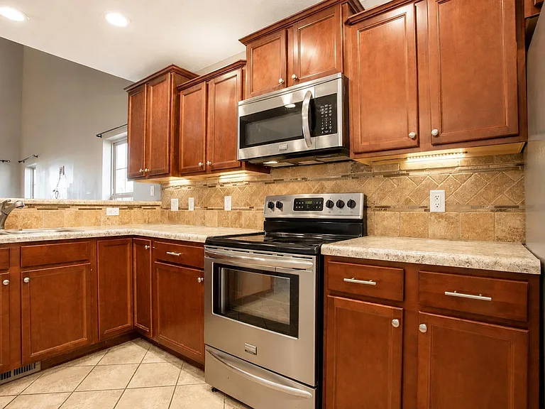 3937 Amethyst Dr — Photo 11