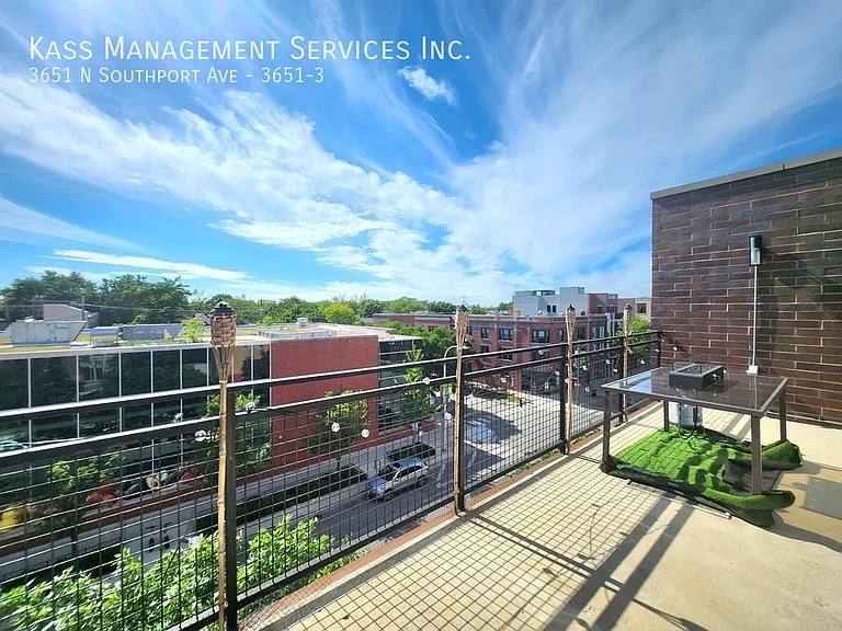 3651 N Southport Ave #3 — Photo 8