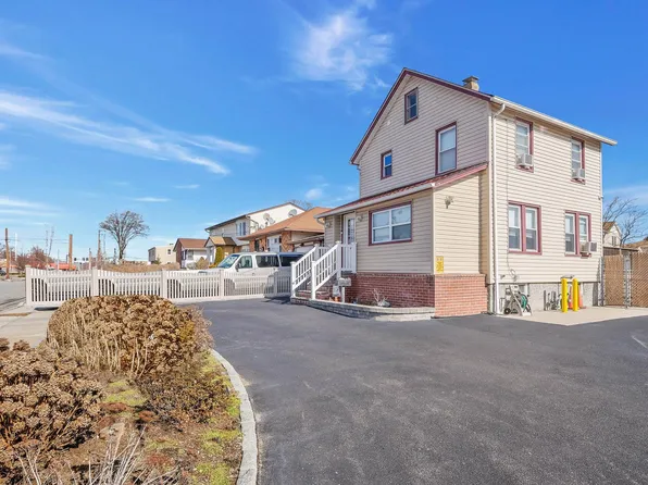 1243 Peapond Road, North Bellmore, NY 11710