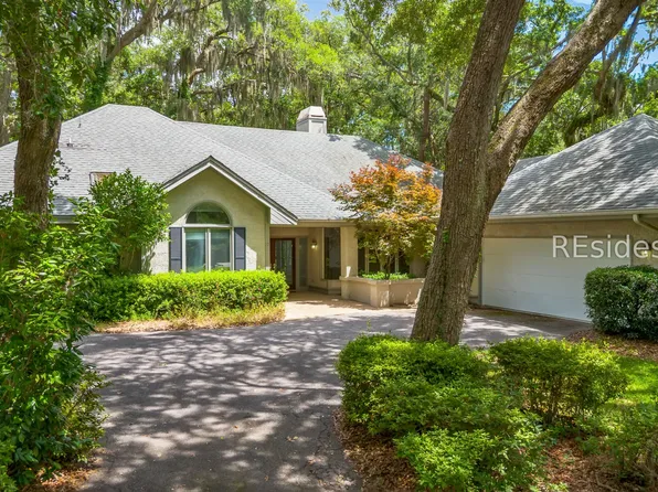 10 Robbers Row, Hilton Head Island, SC 29928