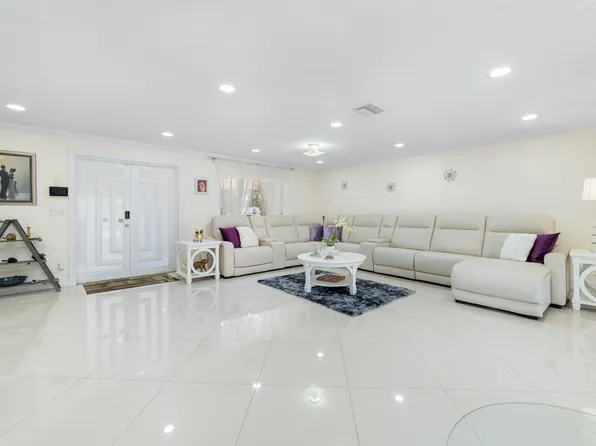 155 N Romero Street, Clewiston, FL 33440