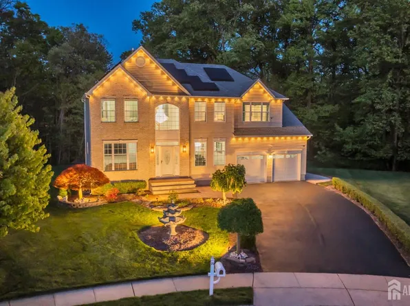 73 Stratton Rd, Matawan, NJ 07747