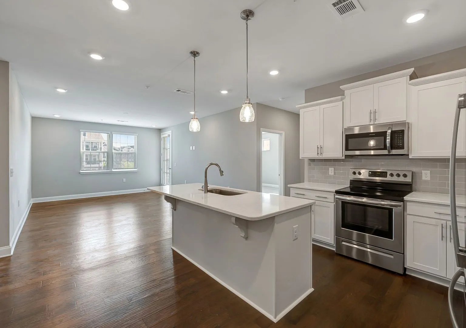 4000 Shadow Green Dr. — Photo 3