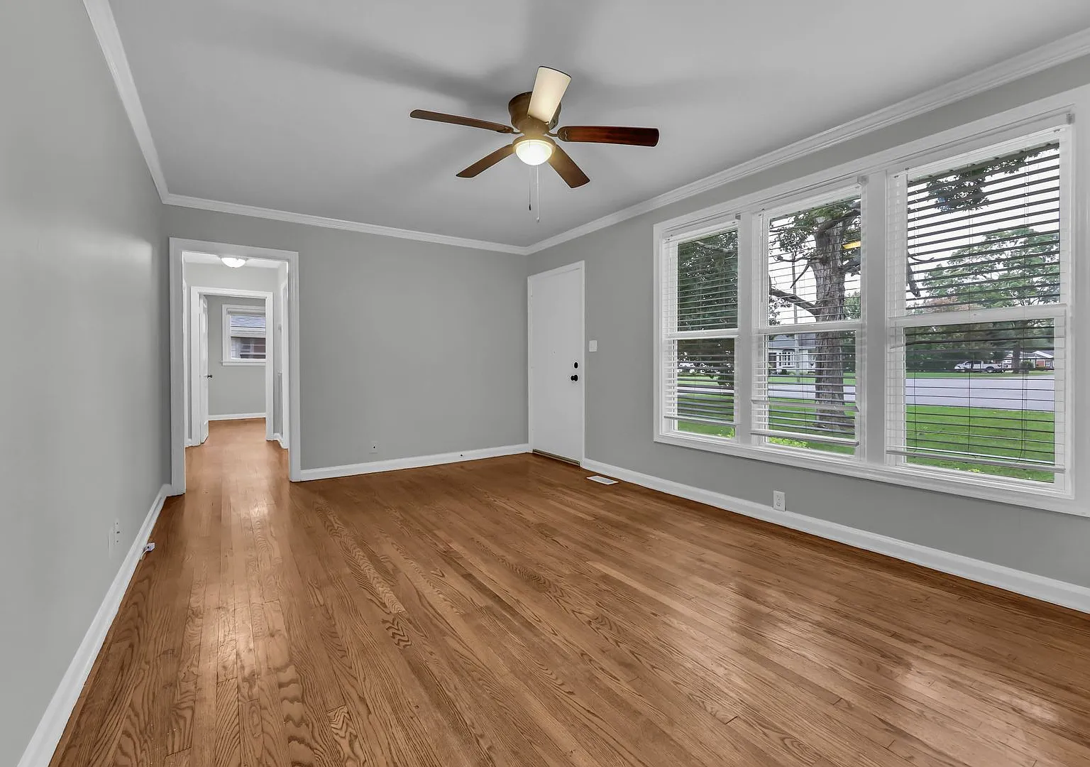 143 N Meadow Ready Now! — Photo 4
