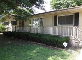 864 Skyline Dr, Junction City, KS 66441