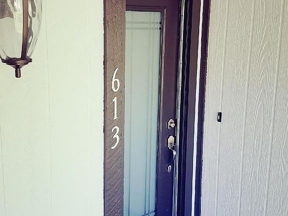 3rd image of 613 Chisholm Valley Dr