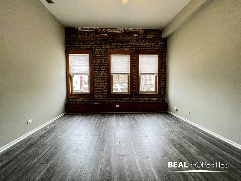 Central Ave — Photo 9