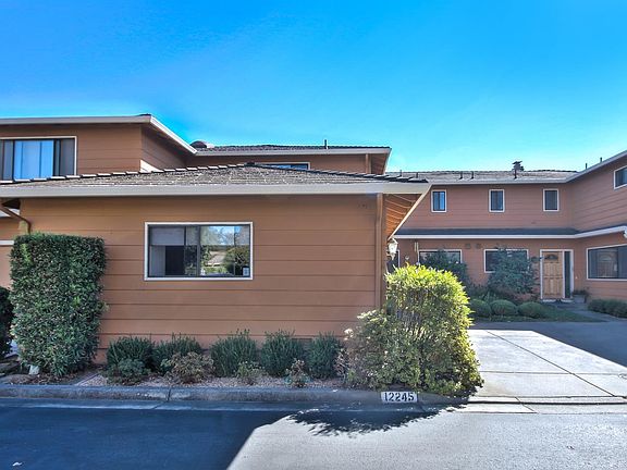 2nd image of 12245 Atrium Cir