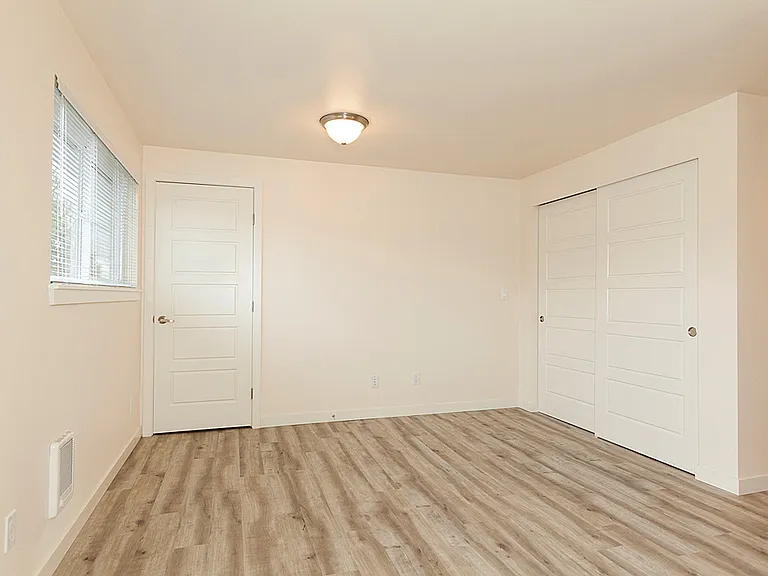 24th Ave NW - Located in Vibrant Ballard — Photo 14
